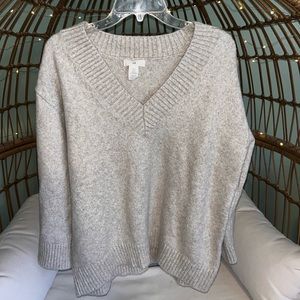 H&M Tan Sweater Size Small